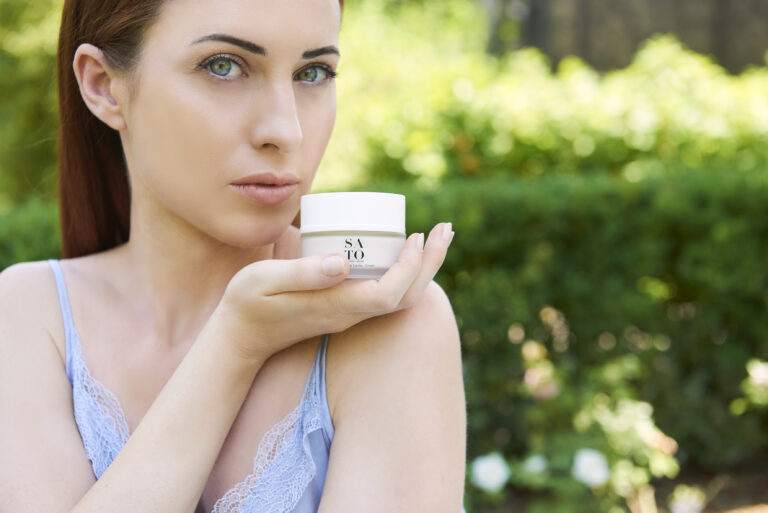 Scopri di più sull'articolo Quale crema viso usare in estate se resti in città